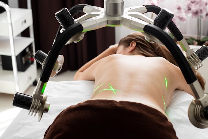 depilación láser con máquina automatizada